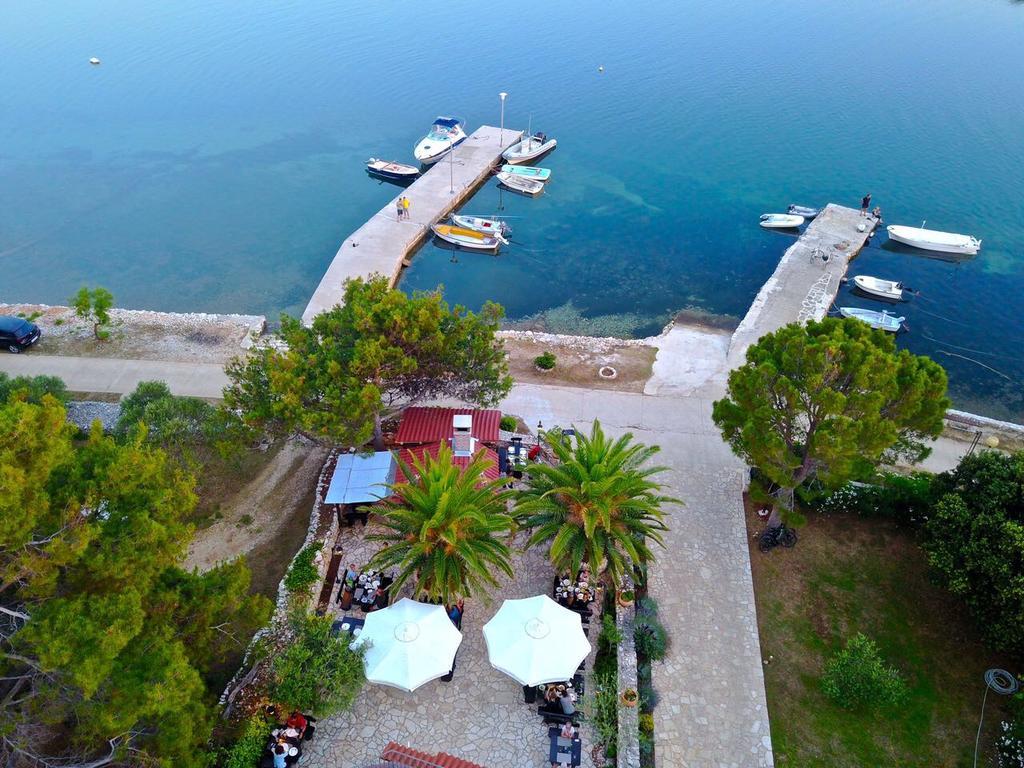 Gorgonia Suites In Verunic ภายนอก รูปภาพ